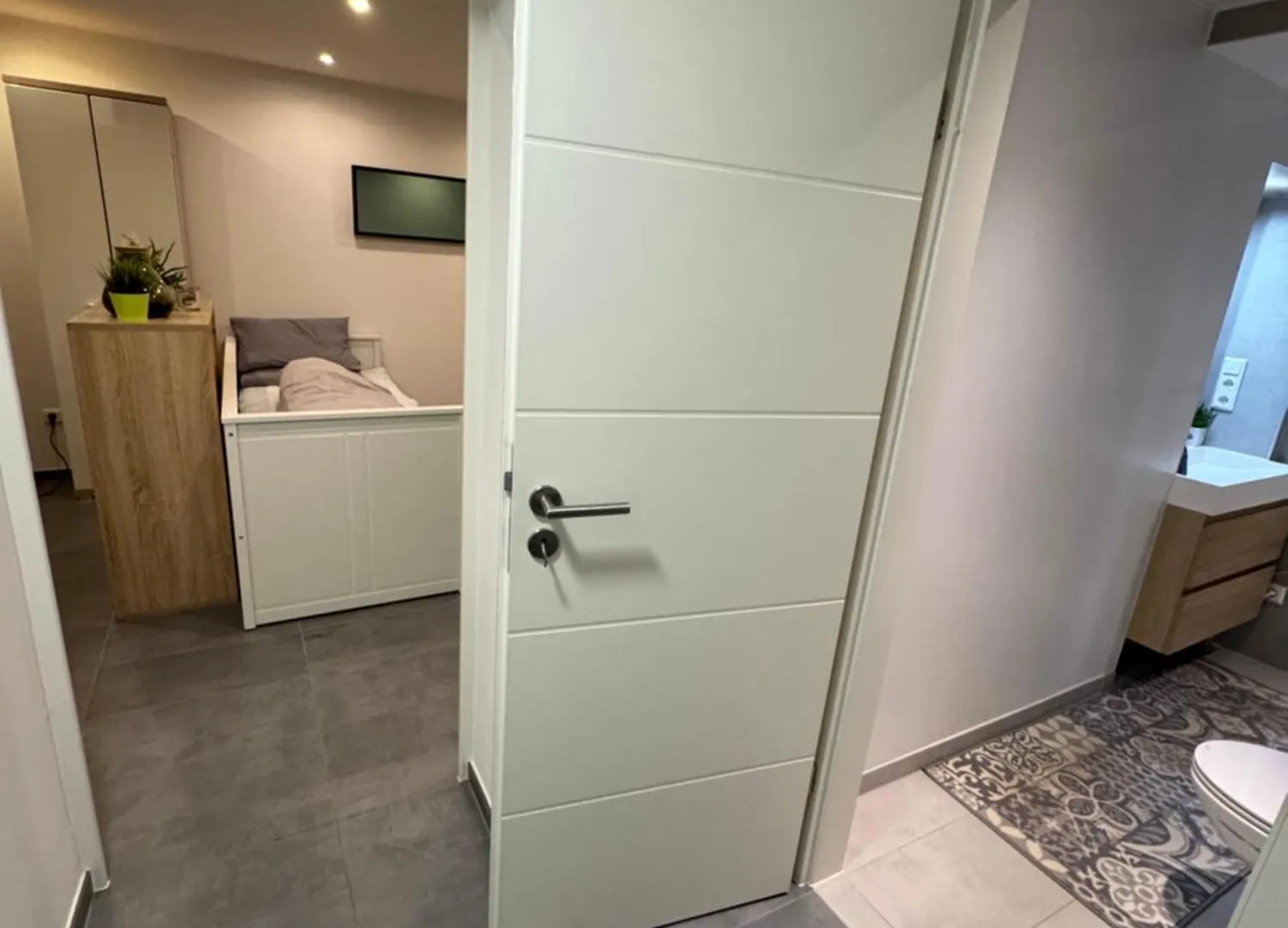 Studio Serenity Entree Privee Au Calme Avec Jardin Apartment Bertrange Luxembourg